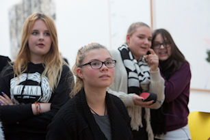 Schulprojekt "Stell die Verbindung her",in Zusammenarbeit mit der Gewobag, Hamburger Bahnhof, 3.11.2015
